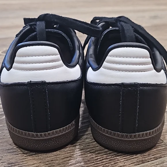 Adidas Samba Sneakers - Picture 5 of 7